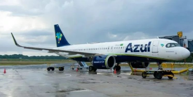 Bebê que saiu de Manaus se engasga durante voo e avião faz pouso de emergência
