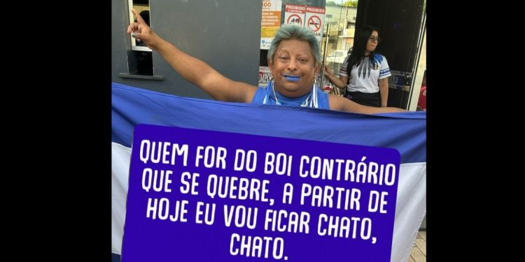 Vídeo: Patixa tira onda com Caprichoso em Parintins e ironiza Garantido