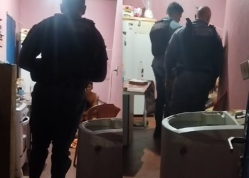 Vídeo: Torto de tanta cachaça e drogas, rapaz vai preso ao esfaquear mãe e a manter refém com a avó em Manaus