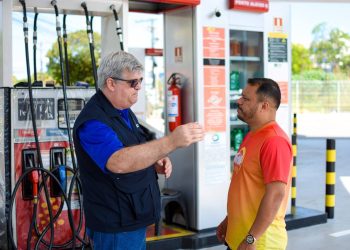 Combustível: Procon-AM fiscaliza postos para coibir aumento abusivo de preços em Manaus