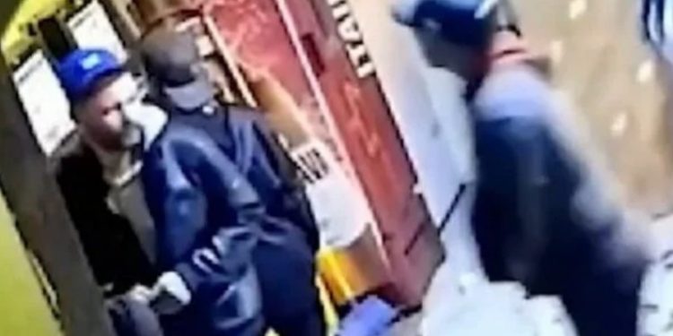 Vídeo: bandido sai de casa dizendo que vai fazer ‘coisa ruim’ e mata homem no bar