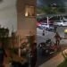Vídeo: Morador avança com terçado em entregador e teria quebrado moto durante entrega em Manaus