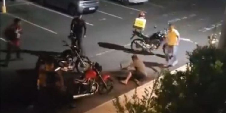 Justiça revoga prisão de motoboys envolvidos em confusão dentro de condomínio em Flores