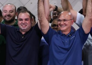 Roberto Cidade anuncia Coronel Alfredo Menezes como pré-candidato a vice-prefeito de Manaus