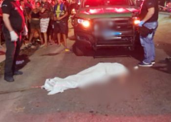 Mulher morre atropelada por motorista de Siena no bairro São José; avançou o sinal vermelho