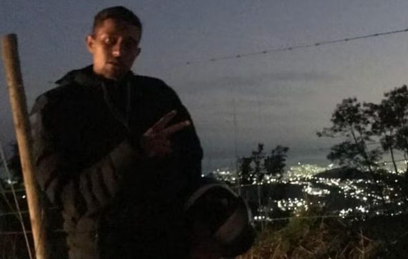 Policial militar á acusado de matar jovem com arma de choque: ‘tomou banho e saiu todo feliz’