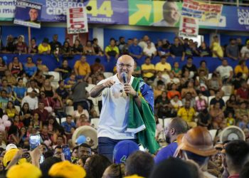 Coronel Menezes diz que é mentira que Bolsonaro deixou de seguí-lo nas redes