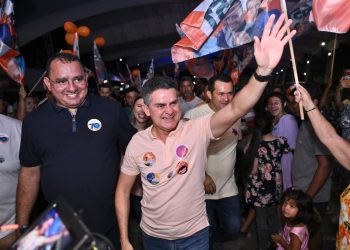 David Almeida abre 20 pontos de vantagem e dispara na corrida pela Prefeitura de Manaus