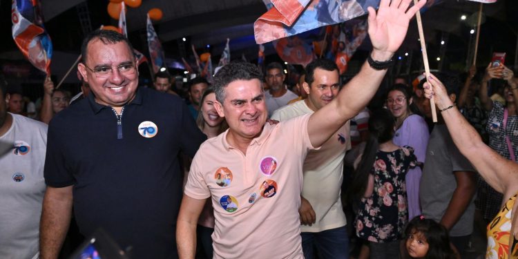 David Almeida abre 20 pontos de vantagem e dispara na corrida pela Prefeitura de Manaus