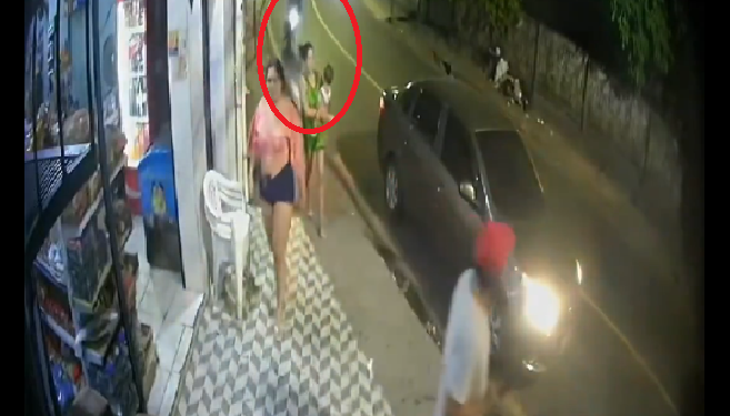 Vídeo: Mãe e bebê de colo que foram atr0pelad0s por moto na Compensa recebem alta hospitalar