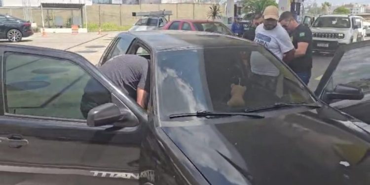 ‘Besouro do Tinder’, estelionatário sentimental dá golpes em homens idosos e vai preso em Manaus