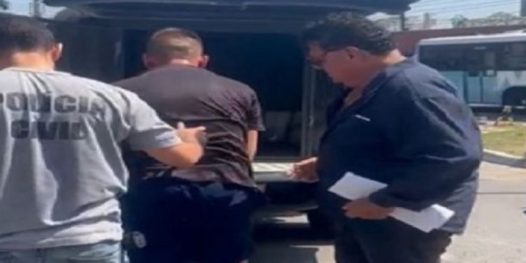 Suspeito invade casa da ex em Manaus e tenta matá-la enf0rcada