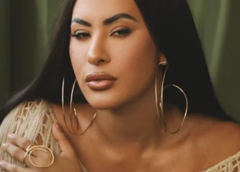 Isabelle Nogueira rompe com a Globo e assina com agência fundada por Preta Gil