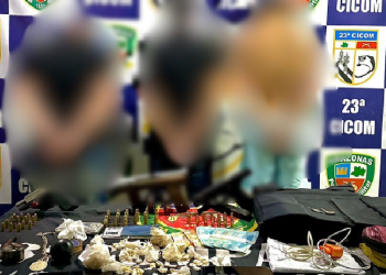 Vídeo: Trio promove o ‘bangue-bangue’ com a PM e acaba preso com submetralhadora em Manaus