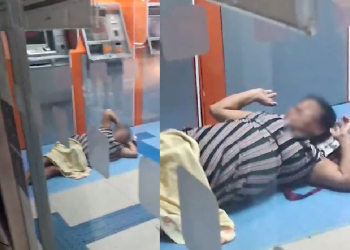 Mulher tranca porta de agência bancária de Manaus, dorme e revolta clientes: ‘Olha a cara da folgada’