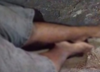 No Nova Floresta, moradores escutam ‘papoco doido’ e encontram jovem morto