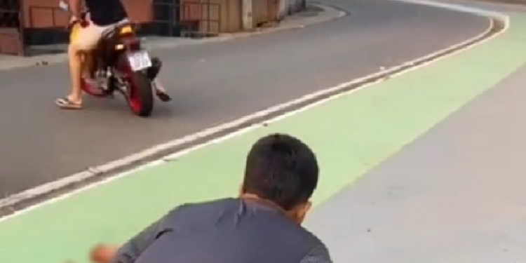 Vídeo forte: Jovem completamente bêbado sai de festa em Coari e se arrebenta em acidente