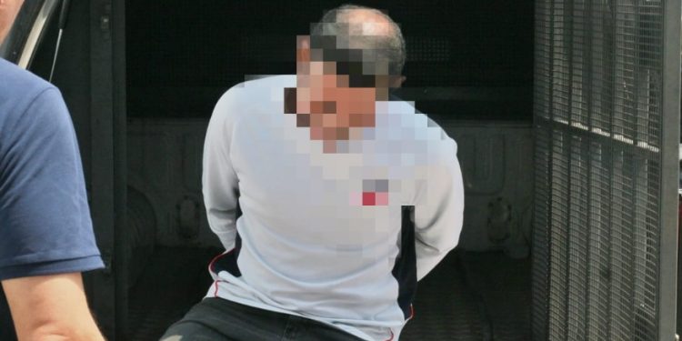 Pedreiro tenta matar a esposa após engravidar a enteada em Manaus 