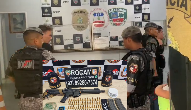 Dupla troca tiros com a polícia após confronto com rivais e é presa com fuzil e drogas em Manaus