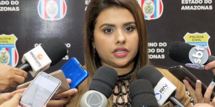 Menina tenta ler carta na igreja e revelar que foi estuprad@ em Manaus 
