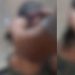 Vídeo: homem raspa sobrancelhas e corta cabelos da namorada após crise de ciúmes