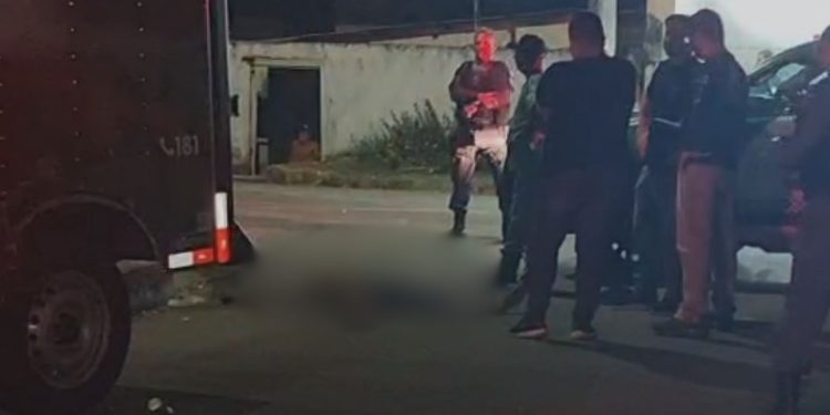 Homem morre de forma brutal ao receber golpes de terçado na cabeça; veja como ficou