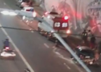 Vídeo: Casal que voltava de supermercado sofre acidente no Nova Cidade