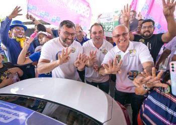 Roberto Cidade cria QG para adesivagem de veículos em Manaus; inauguração teve mais de 600 carros