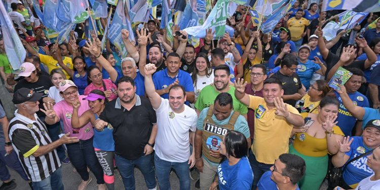 Guarda Municipal armada vai reforçar segurança no Centro, afirma Roberto Cidade