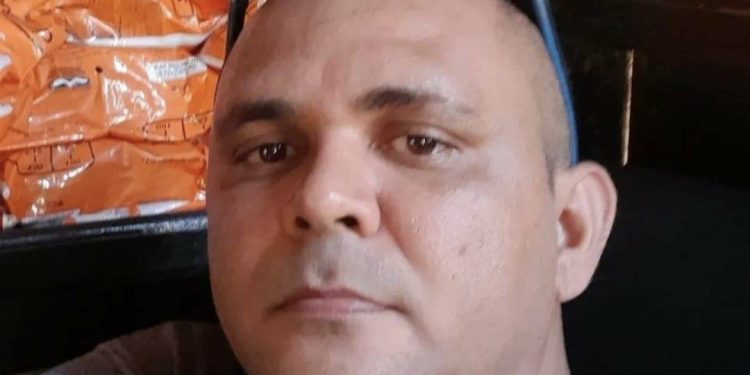 Homem que mat0u a esposa em Lábrea jogou filha de 4 anos no chão e a de 11 tentou segurá-lo
