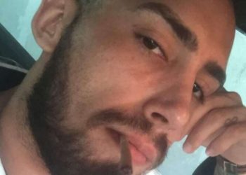 Ademar Cardoso, irmão de Djidja, não aceita ser entrevistado por Roberto Cabrini; veja