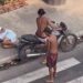 Vídeo mostra balead0s ag0nizando na parada de ônibus e na calçada em Manaus