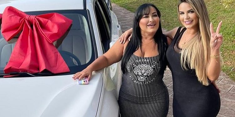 ‘Lili canta’ e Deolane Bezerra vai usar tornozeleira eletrônica, mas mãe permanece presa