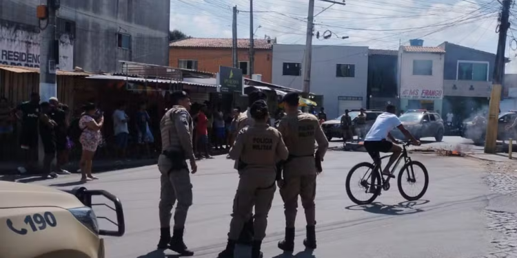 Assalt0 de brincadeira faz menino de 14 anos m0rr3r e motociclista ser balead0