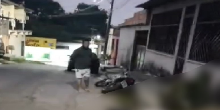 Vídeo: Suposto assaltante leva ‘bal@’ em tentativa de roub0 no Santa Etelvina