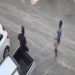 Vídeo: Homem leva facada no abdômen na zona leste de Manaus e câmera registra