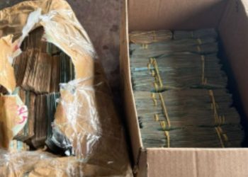 Polícia Federal encontra malote de dinheiro sendo enviado de Manaus ao interior do Amazonas