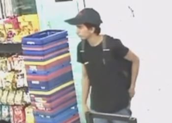 Vídeo: Homem furta apartamentos e usa cartão da vítima para fazer compras em supermercado de Manaus