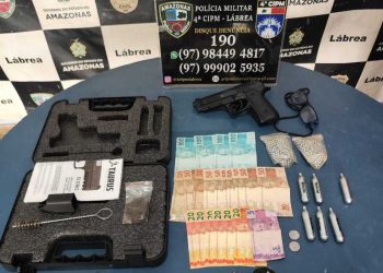 No interior do AM, idoso é pres0 com arma falsa após ameaçar m*tar alunos de escola