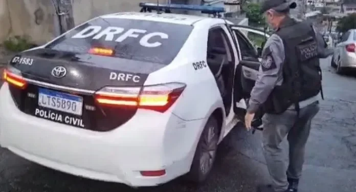 Avó joga óleo fervendo no net0 de 2 anos e diz que ‘foi o capeta que mandou’
