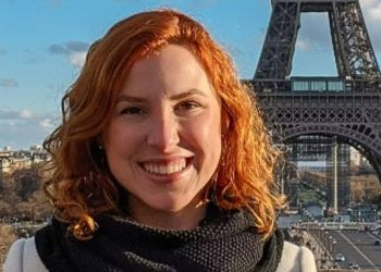 Brasileira m0rre atropelada atravessando a rua na faixa de pedestres em Paris 