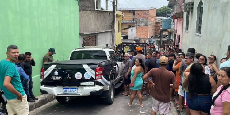 Homem é m0rto com 15 tiros na Zona Leste de Manaus
