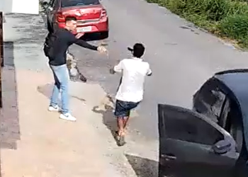 Vídeo mostra assalt@nt3 com arm@ na cara da vítima em Manaus; veja