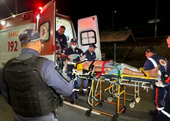 Segunda vítima de acidente entre moto e caminhão no Distrito Industrial morr3 em hospital