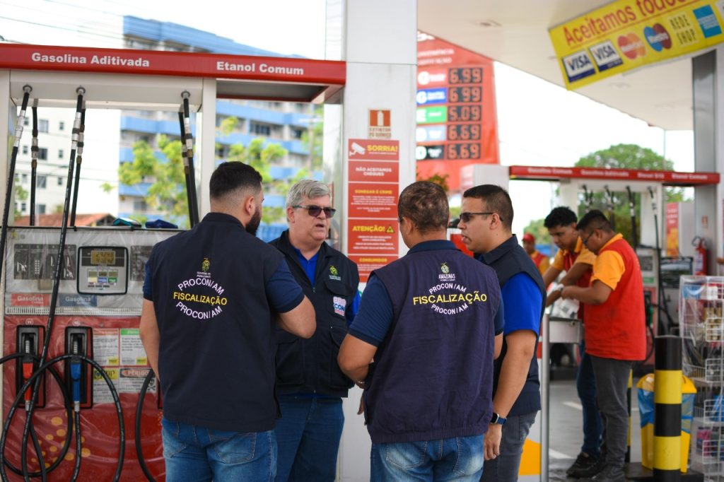 Procon-AM fiscaliza postos de Manaus que aumentaram a gasolina para R$ 6,99