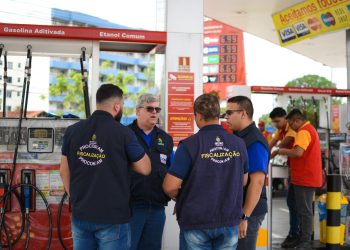 Procon-AM fiscaliza postos de Manaus que aumentaram a gasolina para R$ 6,99