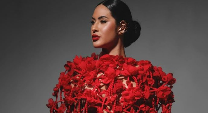 Isabelle usa look vermelho e deixa seguidores babando com ensaio: ‘que mulher linda’