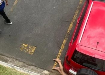 Vídeo: policial m@ta Ricardão da esposa e joga o c0rpo pela janela