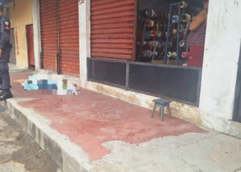 Homem amanhece m0rt0 na calçada de loja no bairro Novo Aleixo
