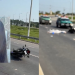 Mulher m0rr3 e$magada e marido sobrevive em acidente de moto no Tarumã